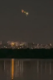 İstanbul semalarında ilginç anlar: Parlak cisim merak uyandırdı
