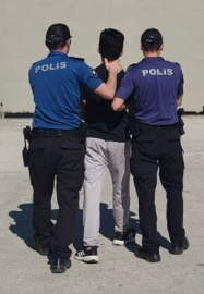 Yakalaması olan şüpheli yakayı ele verdi
