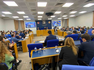 Komisyon üyelerinin konuşma süresinin kısıtlanmasına ilişkin önerge kabul edildi
