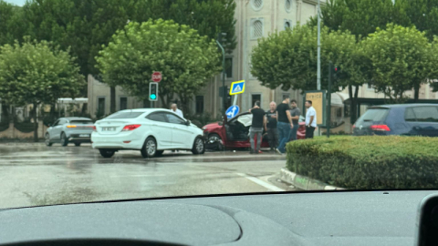 Bursa FSM’de trafik kazası!