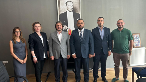 Zekeriya Birkan'dan Türk Hukuk Enstitüsü Bursa Şubesi'ne ziyaret!