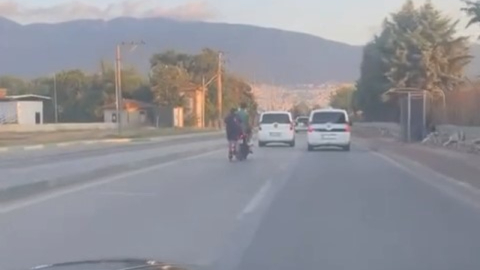 Bursa'da patenleriyle ölüme meydan okudular!