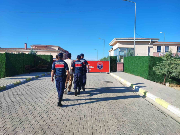 Adam öldürme suçundan 25 yıl hapis cezası ile aranan şahıs yakalandı
