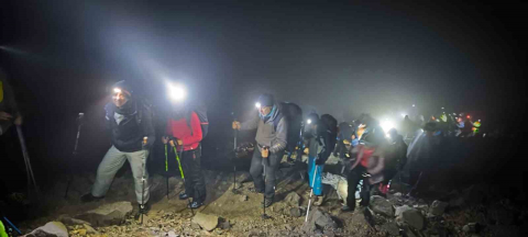 Dağcıların Ağrı Dağı’na zorlu zirve tırmanışı
