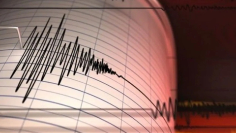 Ege Denizi'nde korkutan deprem