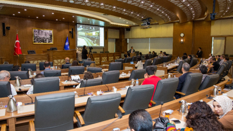 Büyükşehir'de gündem deprem