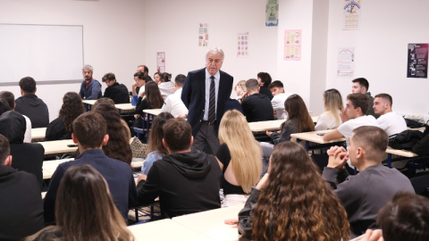 Mudanya Üniversitesi'nde ilk ders zili!