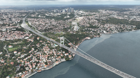 İstanbul Boğazı'nda şok görüntü! Mide bulandırdı...