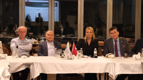 DOSABSİAD’ta ekonomi zirvesi