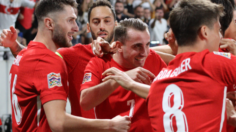 Milliler Karadağ karşısında