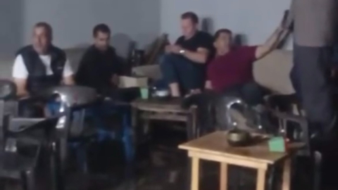 Oyunlarını sel bile engelleyemedi!