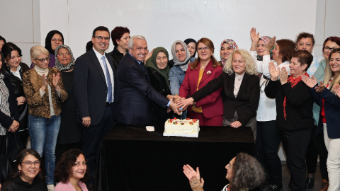 Şadi başkan ödül sevincini paylaştı