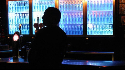 İçki ve sigara satışında yeni dönem başlıyor!