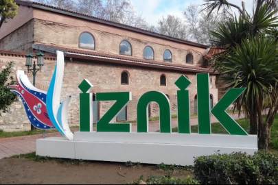 Papa Bursa'ya geliyor!