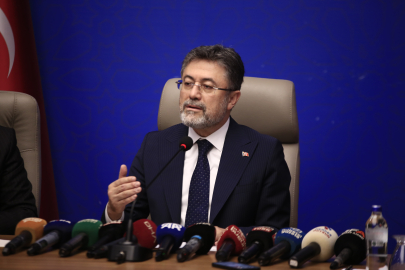 Bakan Bursa'da konuştu: 'Üretim bitti' diyenler gerçeklik payına sahip değil