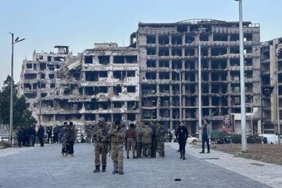 Suriye'nin başkenti Şam'da sokağa çıkma yasağı ilan edildi