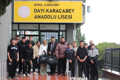 Karacabey'de okullara spor desteği devam ediyor