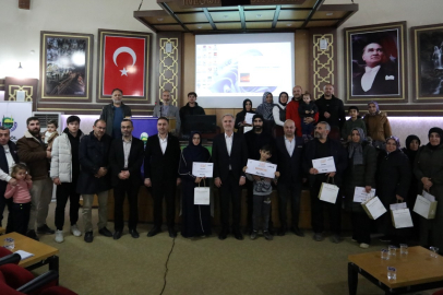 Bursa'da aile okulunun ödülleri sahiplerini buldu