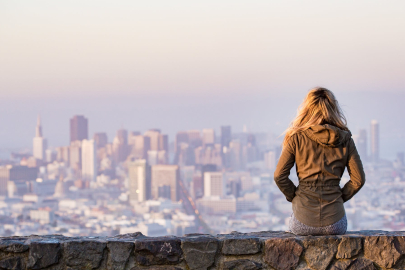 2024 yılının kelimesi "Kalabalık Yalnızlık" oldu