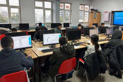 Bursa'da ortaokul öğrencilerine zanaat atölyeleri uygulamaları