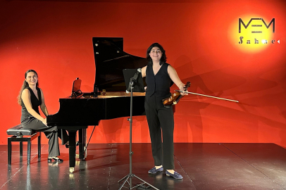 MEM Genç Sahne'de keman ve piyano buluşması