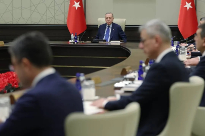 Kabine Toplantısı başladı! Memur ve emeklinin gözü bu görüşmede...