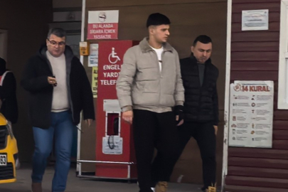 Bursa'da kavga edenler değil ayırmaya çalışan hastanelik oldu!