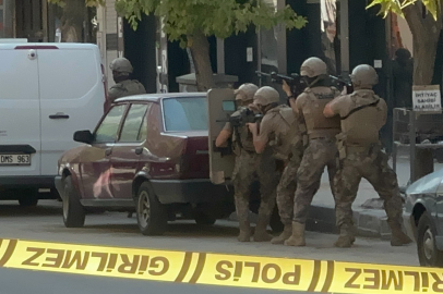 Korku dolu anlar: Bir anda polise ateş açmaya başladı