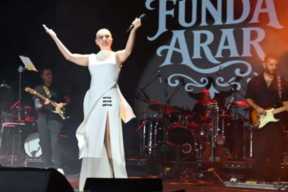 Karacabey'de Funda Arar rüzgarı