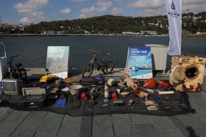 Denizden çıkan atıklar, görenleri hayrete düşürdü