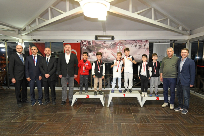 Osmangazi’de Cumhuriyet coşkusu satranç hamleleriyle taçlandı