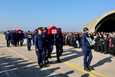 Bursa şehitlerini son yolculuklarına uğurladı