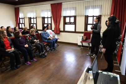 Osmangazi’de kadınlar haklarını ve şiddetle mücadele yollarını öğrendi