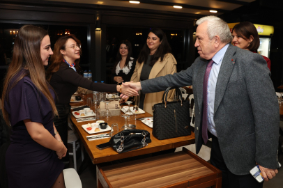 Başkan Şadi Özdemir Nilüfer’de öğretmenlerle buluştu