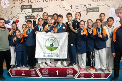 Osmangazi Belediyespor karate takımı turnuvada fırtına gibi esti