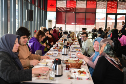 Osmangazi’de engelli bireyler kahvaltıda buluştu