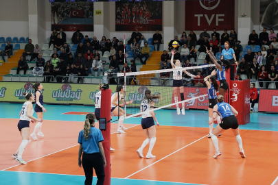 Nilüfer Belediyespor Eker, İlbank engelini 3-1’le aştı