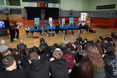 Nilüfer’in Sultanları lise öğrencileriyle buluştu