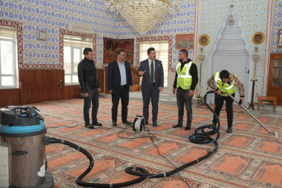 Yenişehir’de üç aylar öncesi camilerde kapsamlı temizlik seferberliği