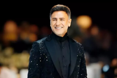 İzzet Yıldızhan’dan 9 çocuğuyla aile pozu! Eşinin güzelliğine beğeni yağdı