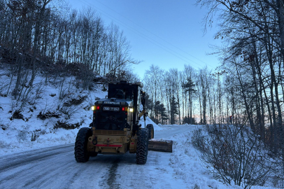 Osmangazi’de kar sonrası yollarda buzlanmaya karşı seferberlik