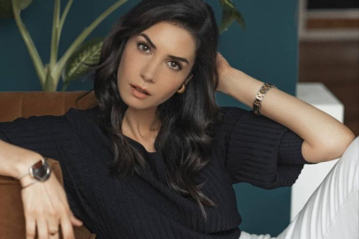 Ahu Yağtu yeni yıla aşkla girdi! Genç sevgilisiyle ilk paylaşım geldi