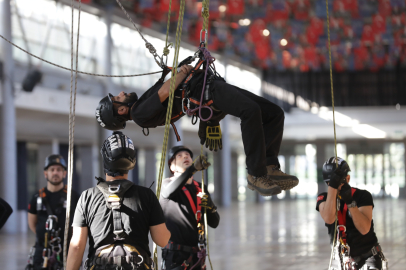 Bursa Büyükşehir’den afet tatbikatı: Ekipler zorlu koşullara hazırlanıyor