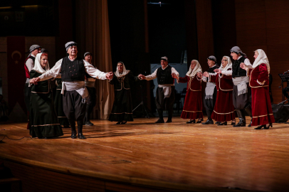 Bursa’da “Ege’nin İki Yakası” konseri coşkusu