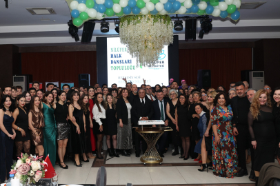 Nilüfer Halk Dansları Topluluğu 25. yılını kutladı