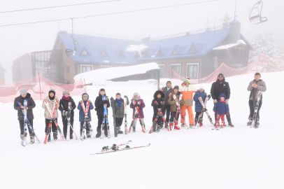 Osmangazi Belediyesi’nden miniklere kayak ve teleferik keyfi