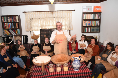 Osmangazi Belediyesi’nden ekşi maya ve ekmek atölyesi