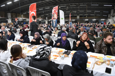 Ramazan akşamları Osmangazi Meydanı’nda canlanıyor