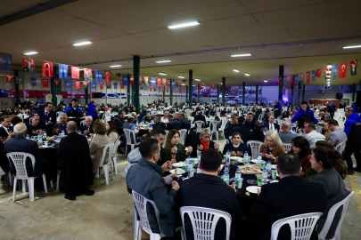 Bursa’da Ramazan bereketi: Binlerce kişi aynı sofrada buluştu