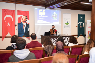 Osmangazi Belediyesi’nden edebiyat tutkunlarına düşünsel yolculuk